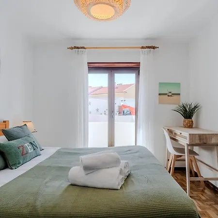 Azenha House - Sea View With Bbq Apartment