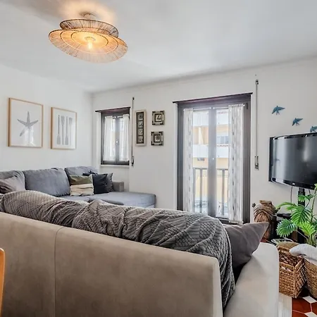 Azenha House - Sea View With Bbq Apartment