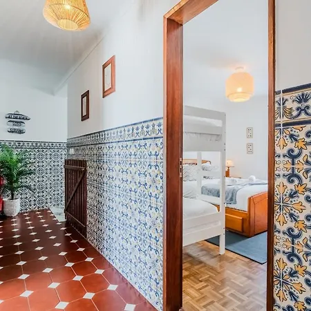 Apartment Azenha House - Sea View With Bbq Santa Cruz (Oeste)
