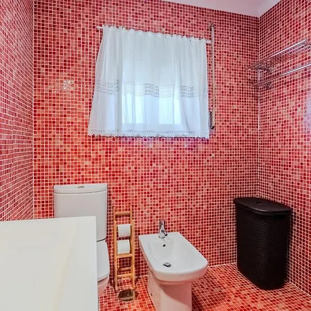 Apartment Azenha House - Sea View With Bbq Santa Cruz (Oeste)